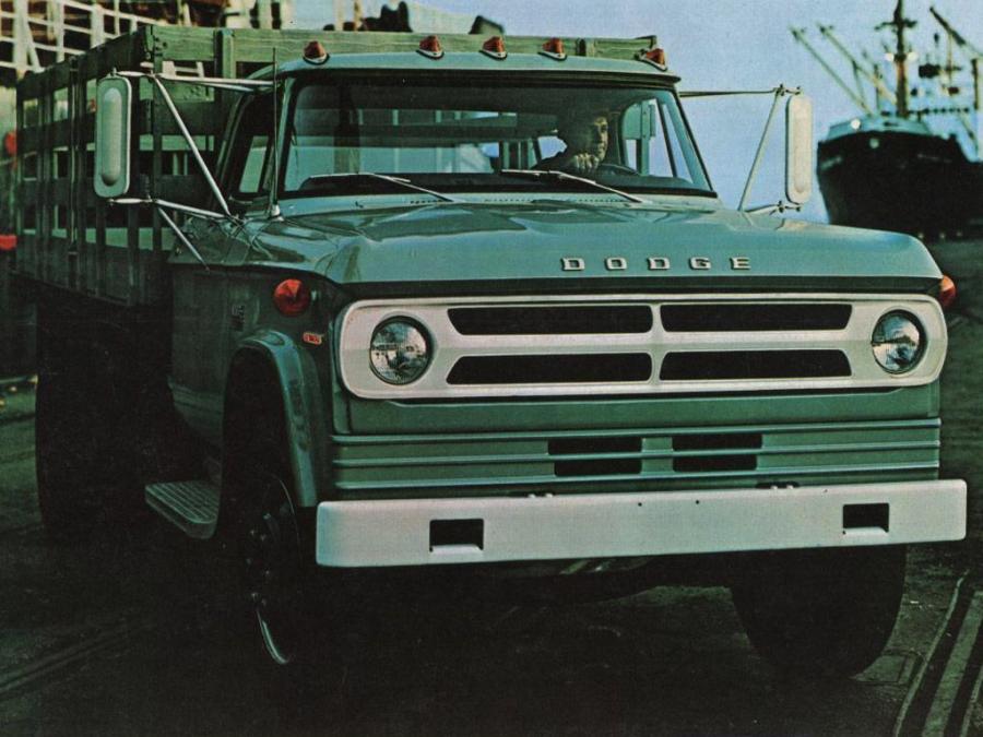  Dodge D500 1969 года  (фото 2 из 2)